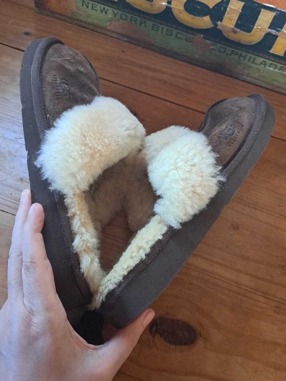 UGG Scuff Men's Slippers Size 11 Espresso Brown Suede Sheepskin Shearling #5614
